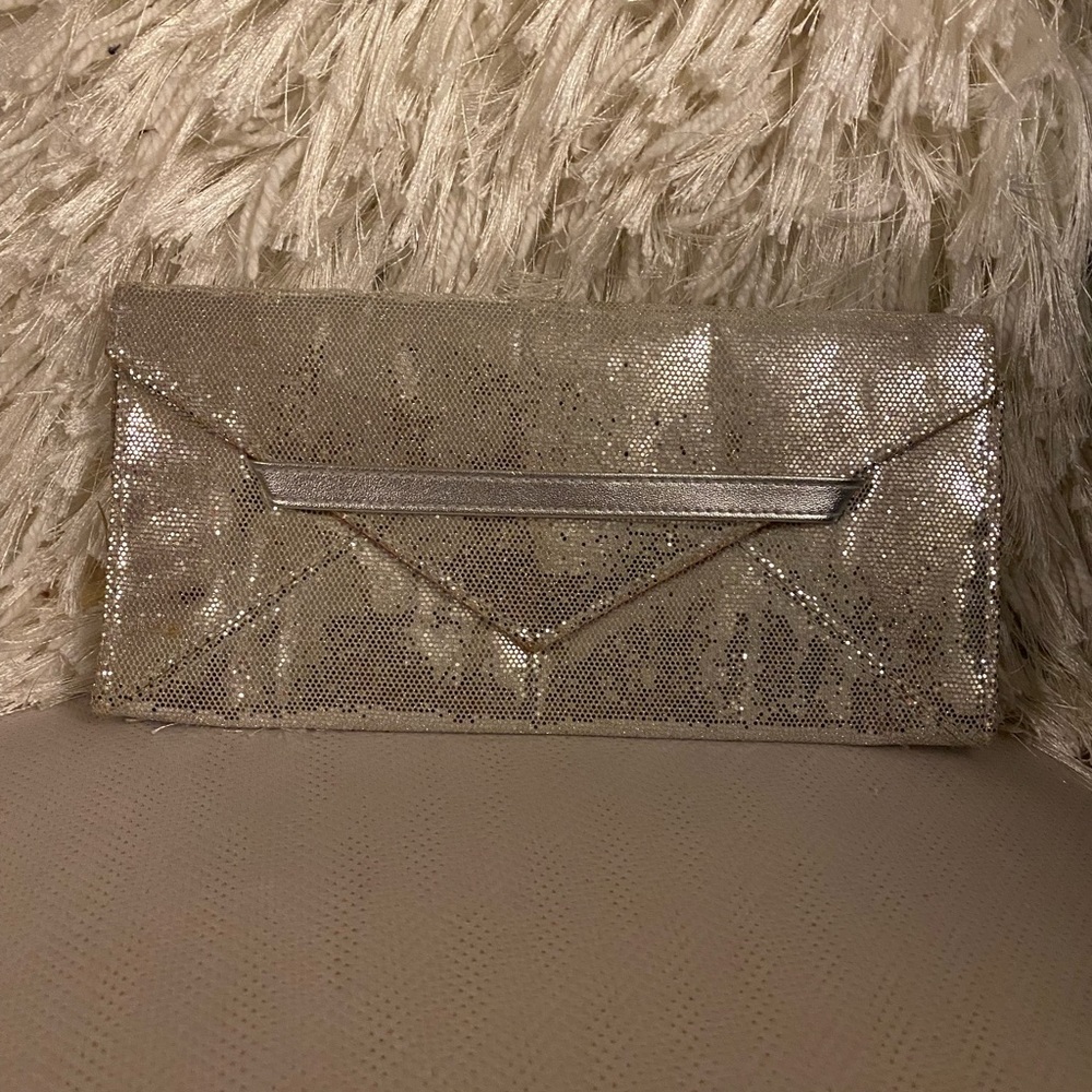 Victoria’s Secret Silver Sequin Fold-Over Clutch | Evening Bag | NWOT - Picture 2 of 4